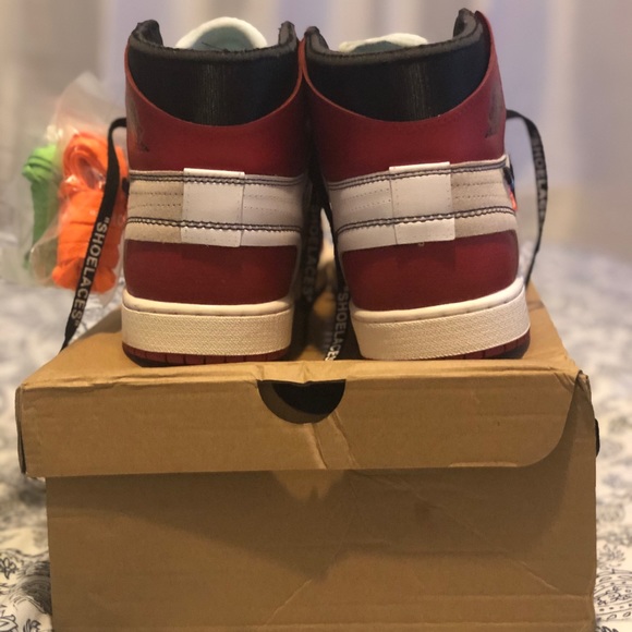 ** SOLD ** —- Jordan 1 Chicago Off White size 11 - Picture 3 of 8